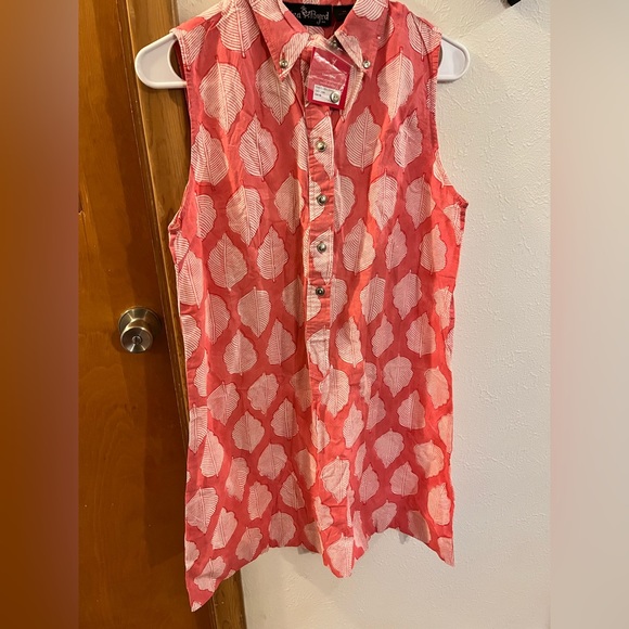 Liza Byrd Dresses & Skirts - NWT Pink Leaf Dress Size M
